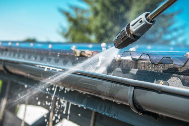 Best Deck Cleaning Services  in Mount Vernon, IA