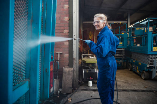 Best Residential Pressure Washing Services  in Mount Vernon, IA